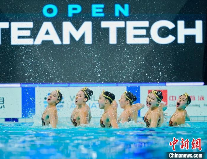 中国花样游泳队西安赛场国风美学惊艳世界七金