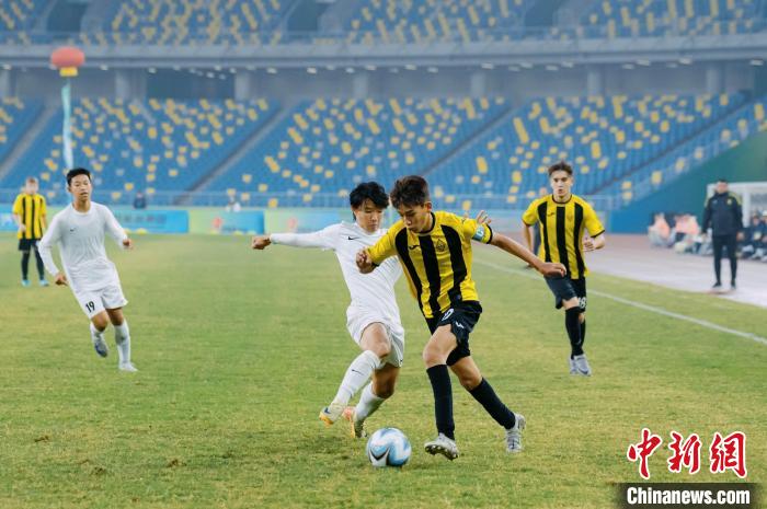 哈萨克斯坦青年队点球险胜夺冠 西安青少年足球