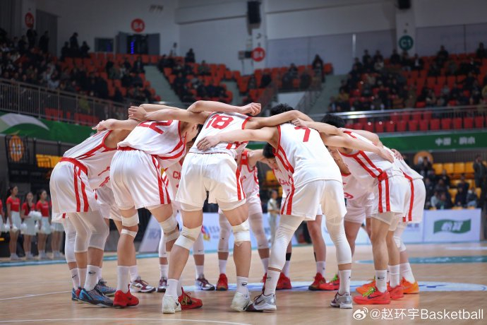 中国U18男篮热身赛大胜澳大利亚，郭士强等名将