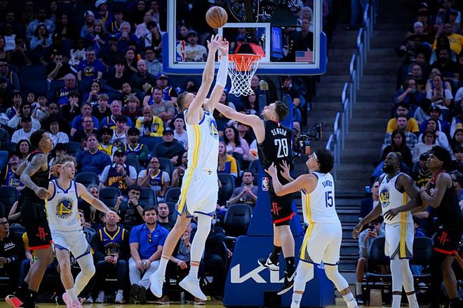 火箭险胜勇士 波尔津吉斯低迷成关键败因