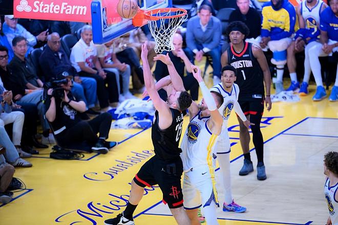 火箭险胜勇士 波尔津吉斯低迷成关键败因